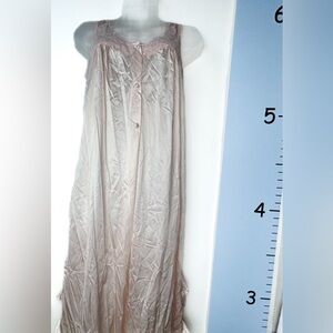 Lorraine Pretty in Pink Nylon‎ Maxi Nightgown Lingerie Small